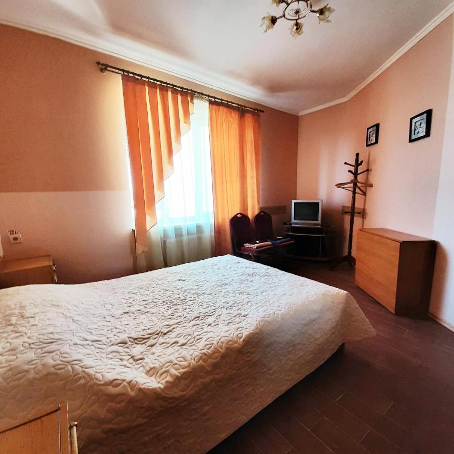 Seven Stars Sumy Exterior foto